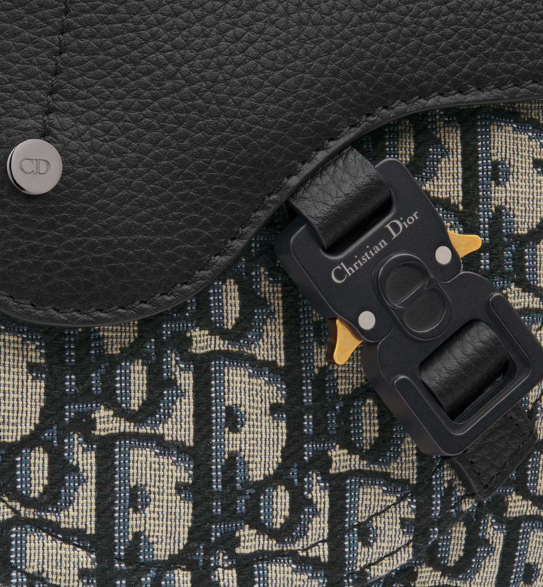 Saddle Messenger Bag